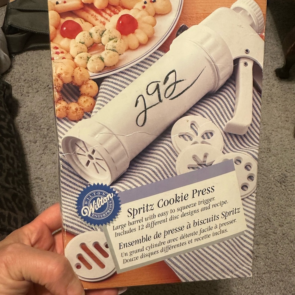 Wilton White Cookie Press with Design Discs